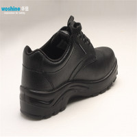 WB710P低帮吉豹牌防砸防穿刺安全鞋，
