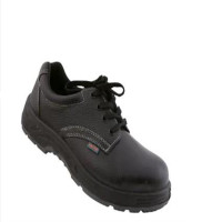 WB715S低帮吉豹牌防砸防静电安全鞋