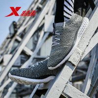 特步(Xtep)2018新款男子轻便减震运动鞋男飞织袜套面跑步鞋982119119168
