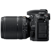 佳能(Canon) D7500(18-140mm) 中高级数码单反相机 单镜头套装 约2088万有效像素 旋转触摸屏