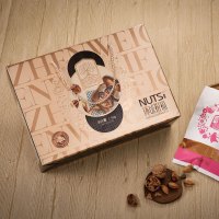 臻味环球祝福坚果礼盒 1500g(美国原味核桃+澳洲巴旦木+土耳其金提干+泰国龙眼干+乌兹别克黑加仑干+阿联酋椰枣)