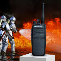 摩托罗拉(Motorola) XiR P8200 数字防爆对讲机 专业商用 本质安全