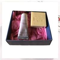 777(THREE SEVEN)欧舒丹 润手霜 香皂 (香型随机)