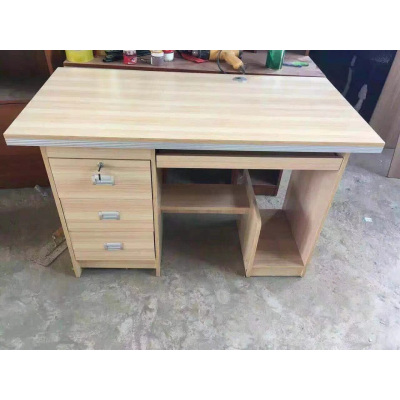 普通电脑桌
