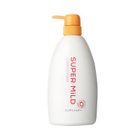 渗透修复,干枯发质轻松吸收营养,令秀发持久柔顺,轻盈蓬松,有助于发丝莹润滋养,轻松打理。