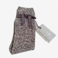 BAREFOOT DREAMS 柔软女式袜子 石墨色/白色