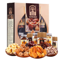 臻味-环球臻享组合装830g(越南紫衣腰果+澳洲巴旦木+土耳其金提干+智利原色核桃+菲律宾黄蕉干+阿联酋椰枣)