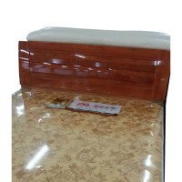 木质箱式床(含棕床垫、床头柜)