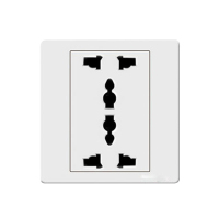 前海梅兰日兰大孔港式国际通用86型家用错位6六孔插座面板