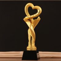 萃姿尔(TRESOR)爱心水晶奖杯 颁奖纪念品270*80mm 可刻字71406