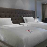 康睡宝 1700*2150 白色缎条纹被套 (绣广铁公寓)