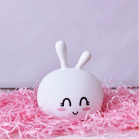 自由星 豆豆兔硅胶灯（充电款）LJC-122