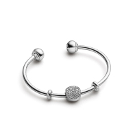 Pandora潘多拉925银手镯 梦幻冰晶时尚串饰成品套装开口式手镯礼物 ZT090208