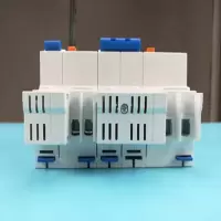 正泰漏电断路C50A 2P(金辉物业定制)2个