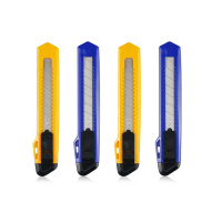 得力大号塑料壳裁纸美工刀(0.5*18*100mm/混色/有挂绳孔) 2001 (10支装)