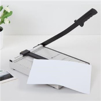 齐心B2781 A4   钢质切纸刀