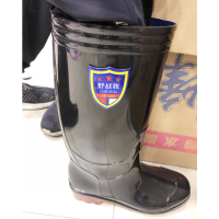 男士雨靴 YC 水鞋中筒套鞋雨季防水鞋高筒套靴