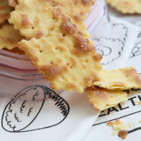 三只松鼠新奇特_松鼠惊奇脆/浓情芝士味/100g