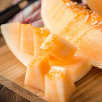 俏鲜莎(QIAOXIANSHA)新疆吐鲁番哈密瓜火焰蜜瓜净重5-6斤装脆甜可口当季