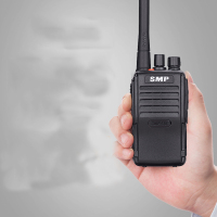 摩托罗拉 无线耳机式对讲机