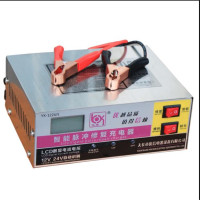 STK 优信 摩托车汽车电瓶车货车12V24V伏蓄电池充电器全自动智能数显脉冲