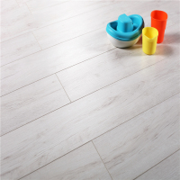 圣象 强化复合地板F4星环保现代简约耐磨木地板 NT2111 厚11mm白色