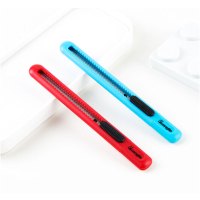 广博MG8214小号美工刀 红蓝颜色随机