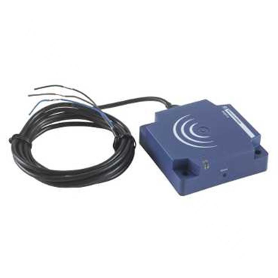 施耐德 Schneider Electric XS8D1A1MBL2 电感式接近开关 XS8D1A1MBL2
