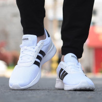 阿迪达斯 FX3484 板鞋