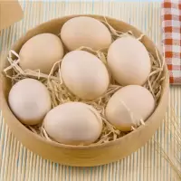 农家新鲜初生鸡蛋