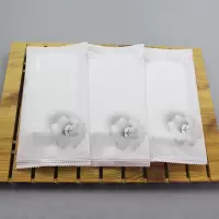 一次性湿毛巾餐饮湿巾定制230mm*23mm清洁小方巾 单价(200条起订)
