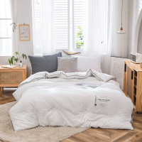 芳妮诗JDDB-004抗菌除螨被