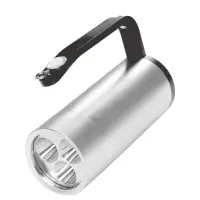 亿嘉充电手电9W