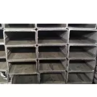 方管25*25*2 12kg/根 6米/根