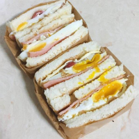 秀峰香肉松沙拉三文治 100g