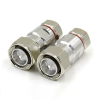 DB943 串口超柔1/2N母 连头