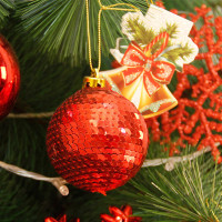 东龙浩宇 圣诞节装饰品 圣诞树小挂件多多包 挂饰彩球橱窗圣诞吊球亮光圣诞球31*15cm 单桶价格