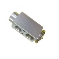 TRW 北汽勇士BJ2022J 空调膨胀阀/空调压力开关