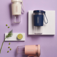 摩飞 榨汁机便携式磁吸充电迷你无线果汁机料理机随行杯MR9600白色