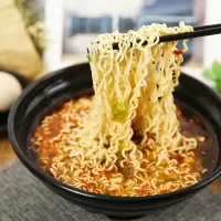 红烧牛肉方便面(12桶/箱)