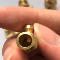 白色黄油嘴(直)8#