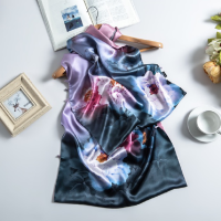 蚕花娘娘(SILKUEEN)真丝盘扣双层披肩颜色随机 单条装