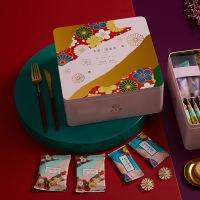 香港锦华 幸福·四重奏 480克 喜饼礼盒蝴蝶酥曲奇巧克力组合 办公室孕妇儿童休闲零食 年货礼盒高档零食礼盒 单盒价