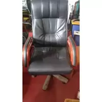 企购优品 扶手皮质转轮座椅办公室大班椅