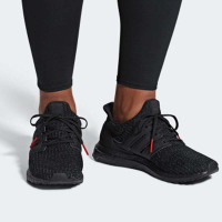 阿迪达斯UltraBOOST 跑步运动鞋一号黑/灰色(F36641) 尺码可选