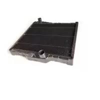 东风猛士EQ2050散热器水箱
