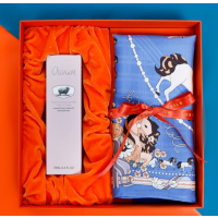 丝巾+奥莉维亚护手霜(单位:套)