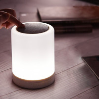 乐默七彩灯蓝牙音箱 智能无线触控变色七彩灯音响音乐闹钟卧室床头小夜灯 白色