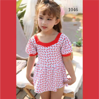 小樱桃女童连体泳衣