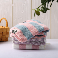 新款时尚直条纹小方巾柔软细条纹强吸水面巾